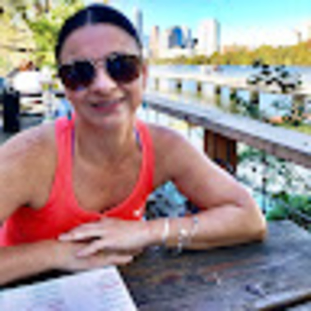 Meet your Posher, Cristina